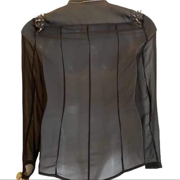 Shear Unique Daytrip Faux Leather Moto Blouse with Metal-tone Studs. Size Large. - Picture 4 of 12